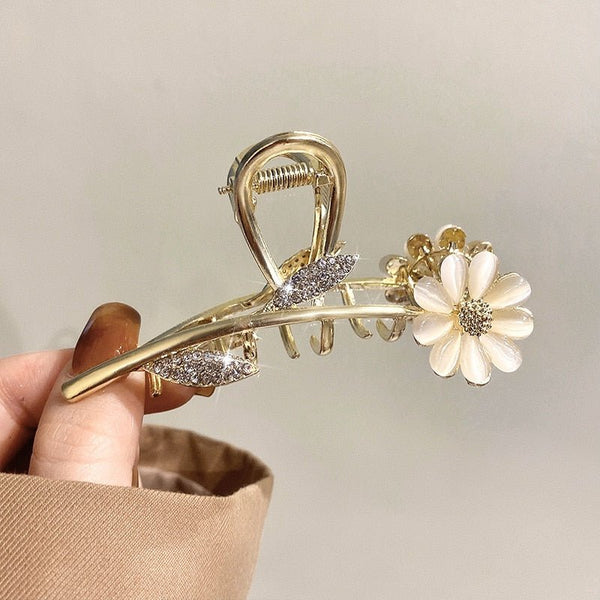 Vivid Flower Hair Claws for Women Vintage Hair Jewelry Charm Big Rhinestone Crystal Crab Clip Wedding Claw Crab Daisy Shark Clip - Victorias Closet0